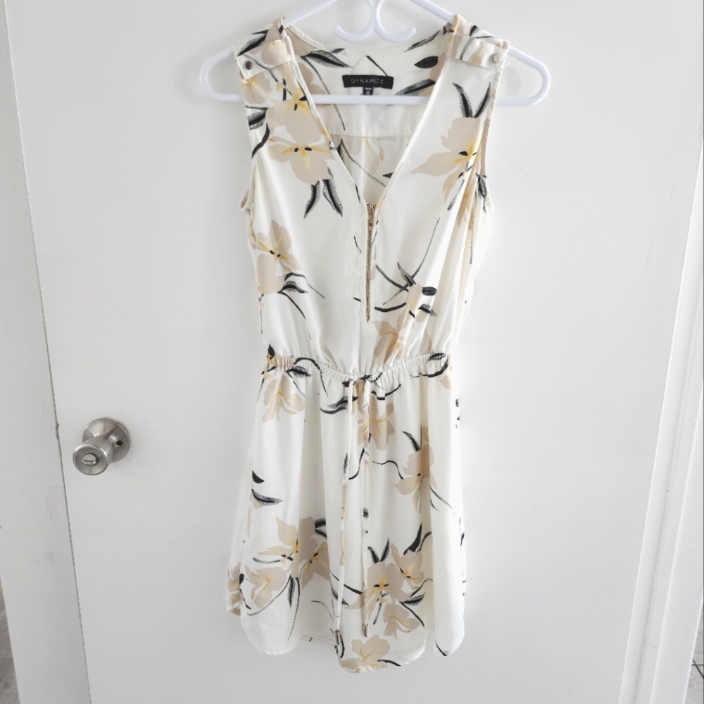 Womens Dynamite Dress
